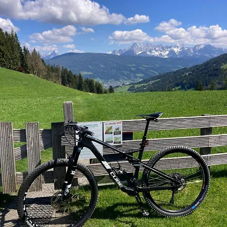 Mountainview Mit Balkon Und Carport فلاخاو