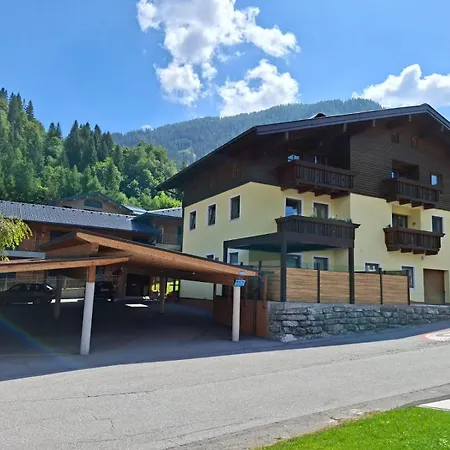Apartman Mountainview Mit Balkon Und Carport