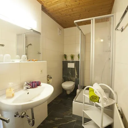 Philips * Flachau