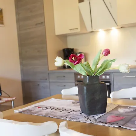 Philips Apartment *