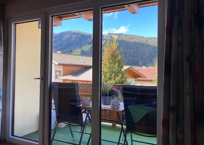 Apartamento Mountainview Mit Balkon Und Carport Flachau